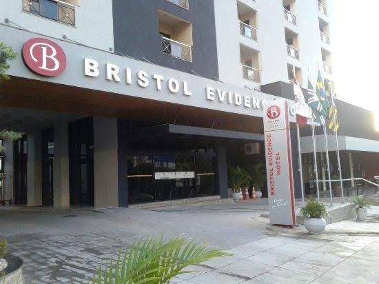 Flat Bristol Hotel, Muito Confortavel Goiânia Exterior photo